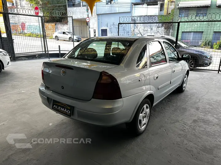 CORSA 1.4 MPFI Maxx Sedan 8V