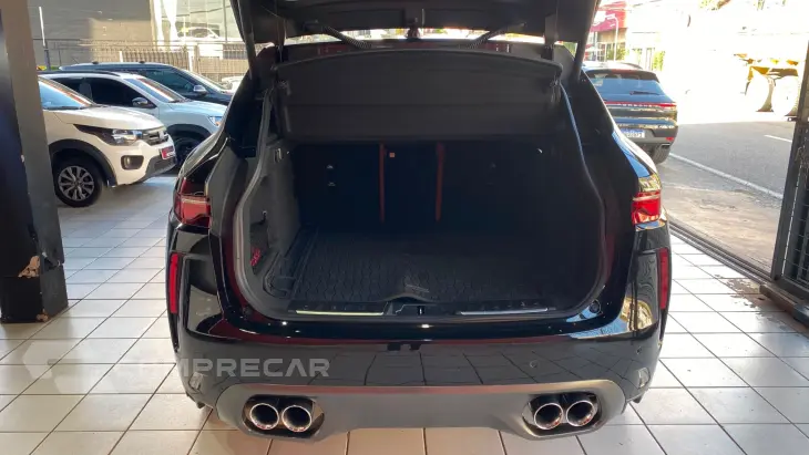 JAGUAR F-PACE 5.0 V8 SUPERCHARGED SVR AWD