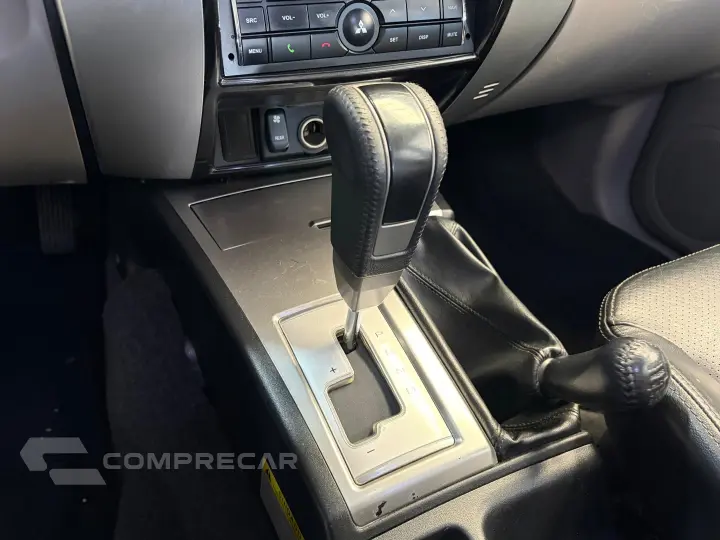 PAJERO DAKAR 3.2 HPE 4X4 7 LUGARES 16V TURBO INTERCOOLER DIE