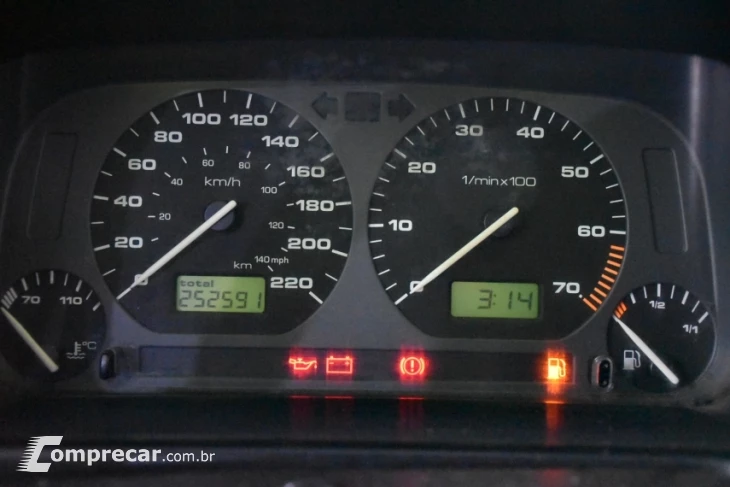 GOLF 2.0 MI GLX 8V