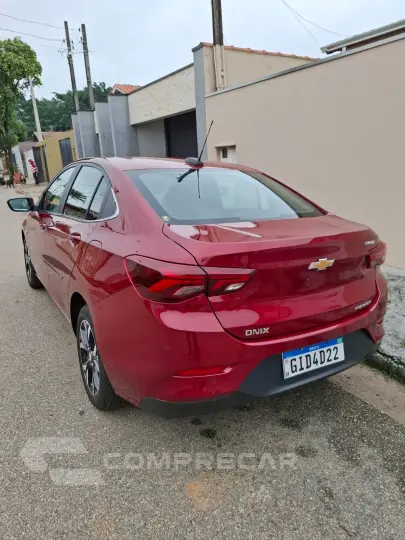 ONIX 1.0 Turbo Plus Premier