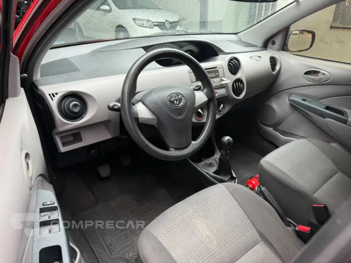 ETIOS XS  1.3 Flex 16V 5p Mec.