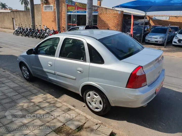 CORSA 1.4 MPFI Premium 8V
