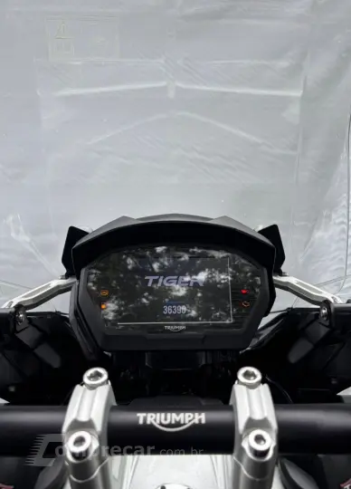 TRIUMPH TIGER 1200 XCX