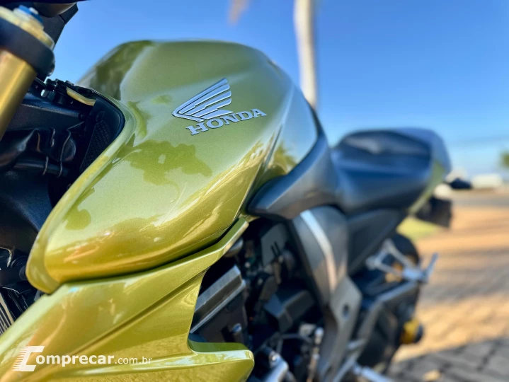 CB 1000R