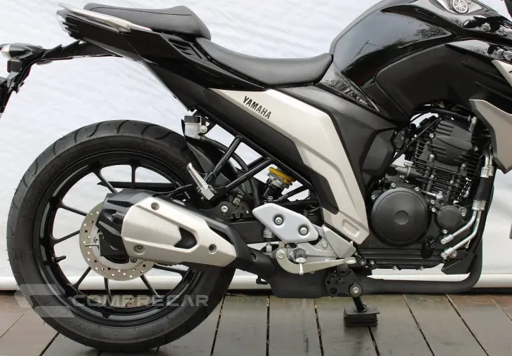 YAMAHA FZ25 FAZER ABS