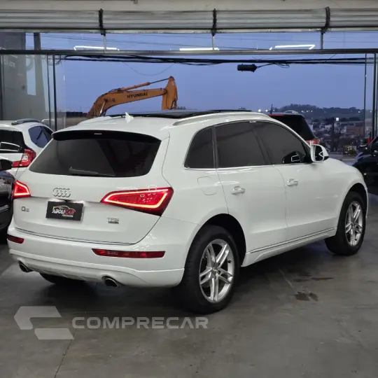 Q5 2.0 16V TFSI 225cv Quattro Tiptronic