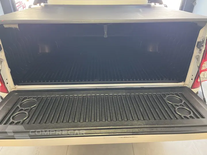 S10 2.4 MPFI Advantage 4X2 CD 8V