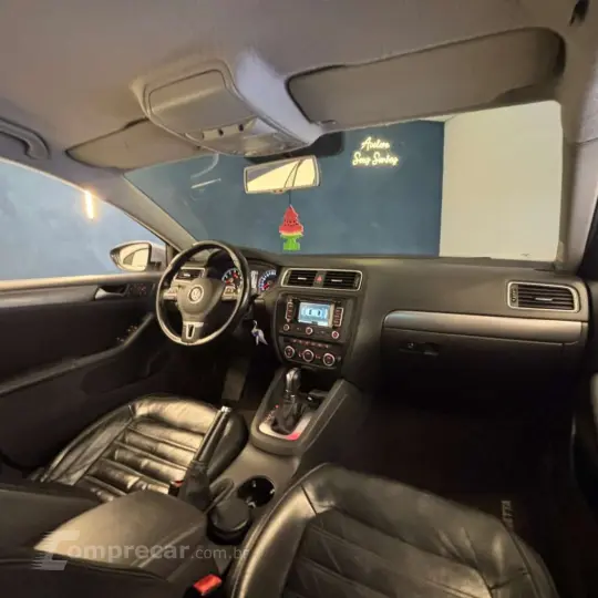 JETTA Highline 2.0 TSI 16V 4p Tiptronic