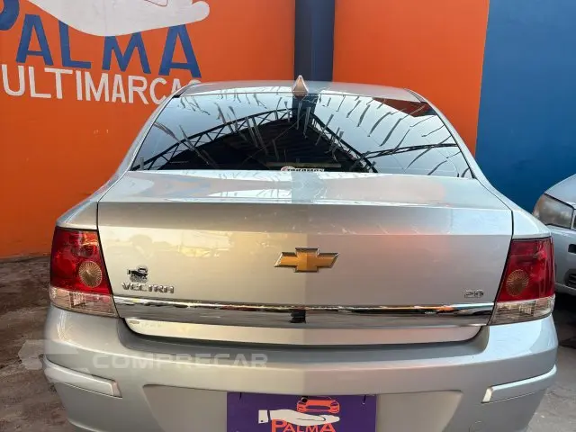 VECTRA SEDAN - 2.0 MPFI EXPRESSION 8V 140CV 4P MANUAL