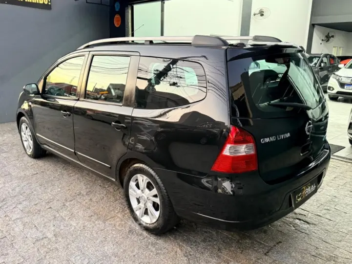 GRAND LIVINA 1.8 SL 16V