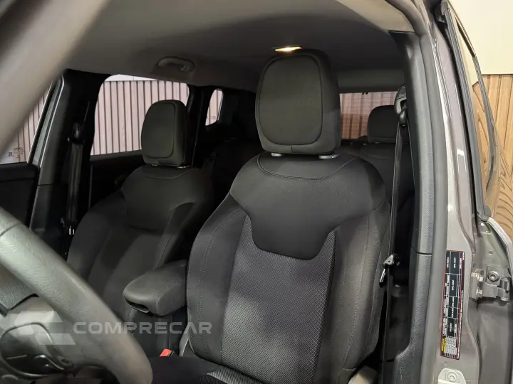 RENEGADE 1.8 16V FLEX SPORT 4P AUTOMÁTICO