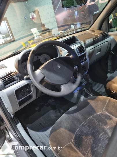CLIO 1.6 Expression Sedan 16V