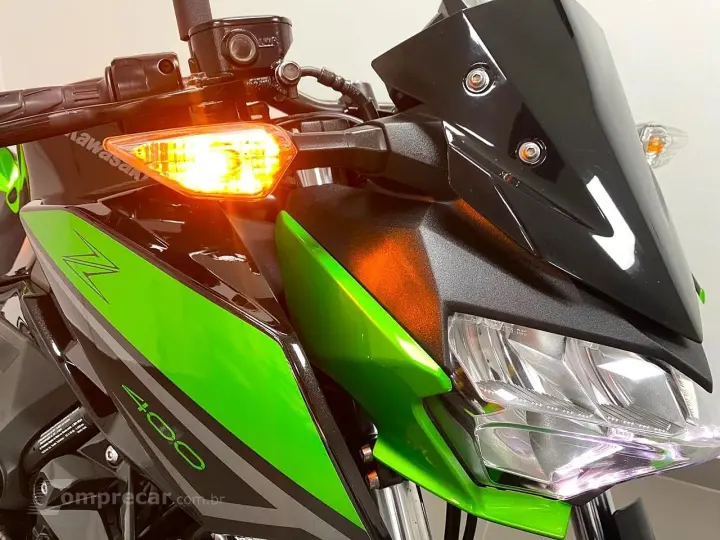 KAWASAKI Z400
