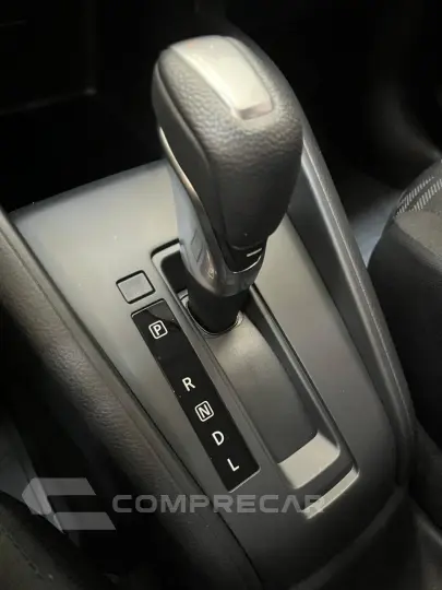 Kicks Play 1.6 16V FELXSTART SENSE XTRONIC AUTOMÁTICO