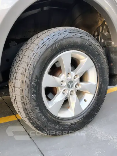 Pajero DAKAR/HPE 3.5 4x4 Flex 5p Aut.