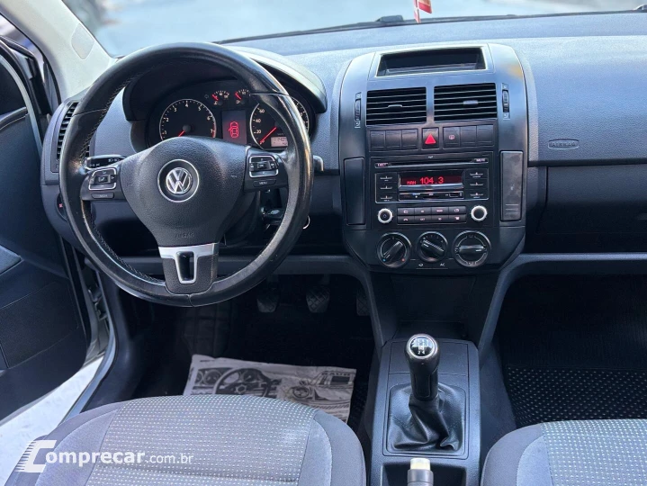 POLO SEDAN 1.6 MI 8V