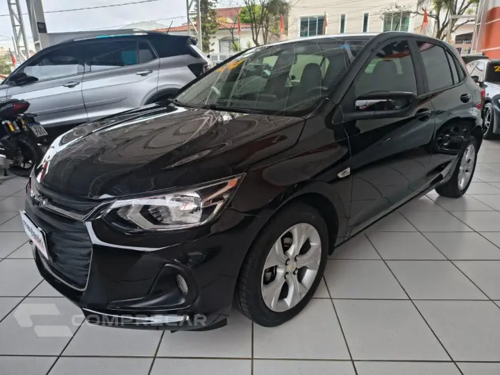 Onix Hatch 1.0 12V 4P FLEX LT