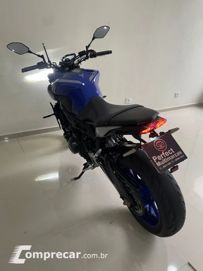 MT 09