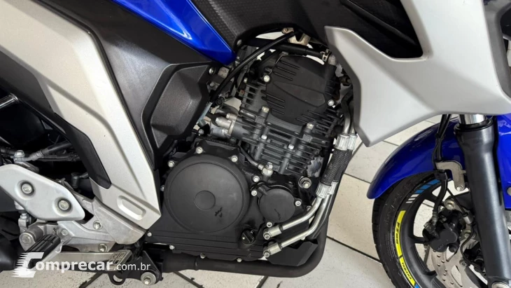 FZ25 ABS