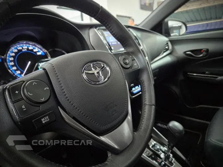 YARIS 1.5 16V FLEX XLS CONNECT MULTIDRIVE