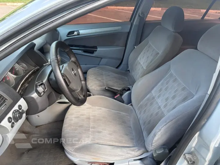 VECTRA 2.0 MPFI Elegance 8V