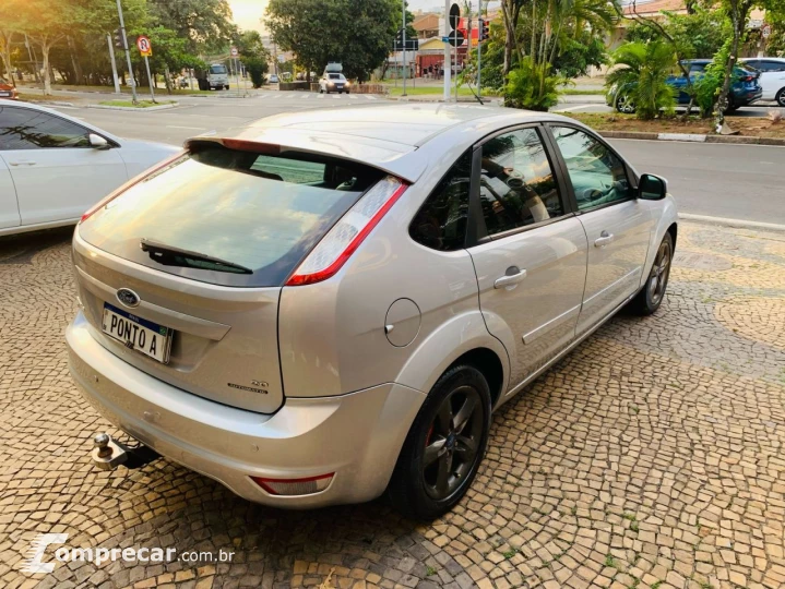 Focus 2.0 16V/SE/SE Plus Flex 5p Aut.