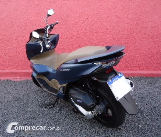 PCX 160 DLX