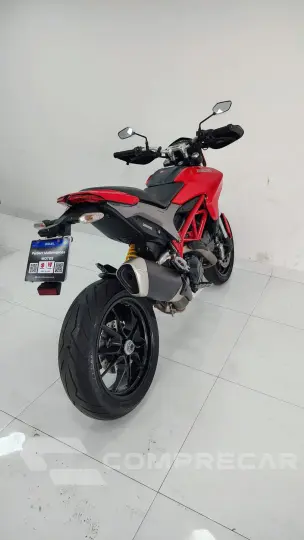 HYPERMOTARD 821