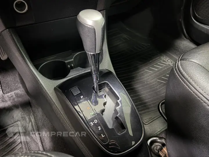 ETIOS 1.5 X PLUS SEDAN 16V FLEX 4P AUTOMÁTICO