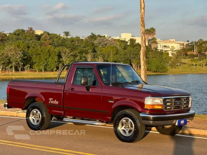 F1000 TURBO XLT
