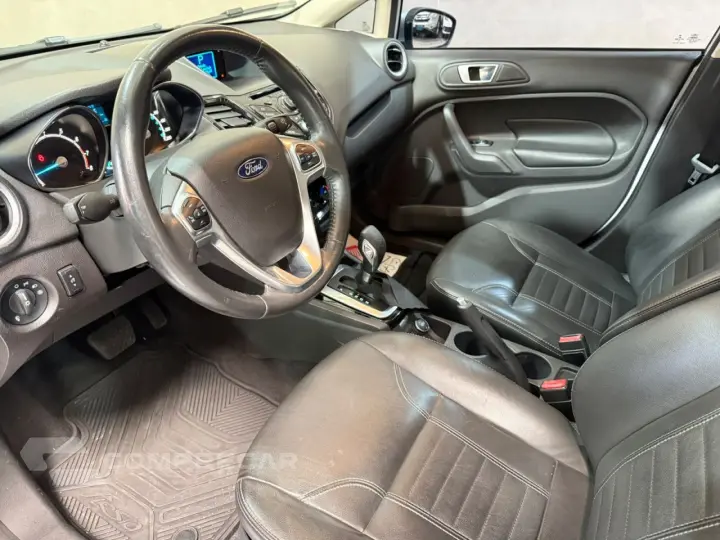 Fiesta Sedan 1.6 4P FLEX TITANIUM PLUS POWERSHIFT AUTOMÁTICO