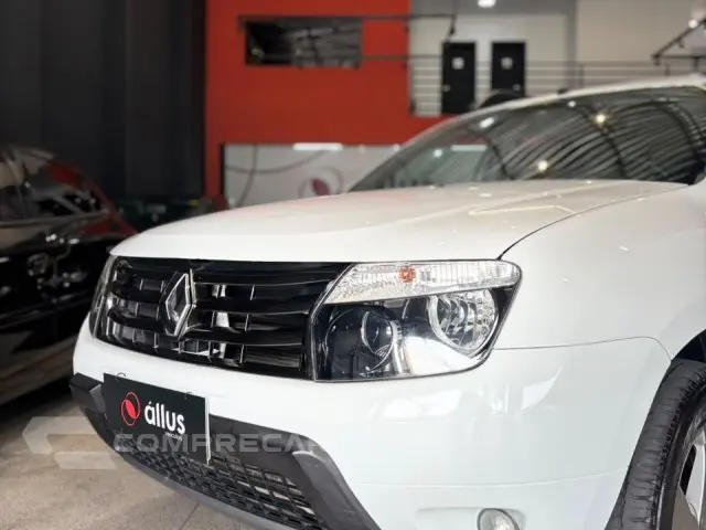 DUSTER - 2.0 DYNAMIQUE 4X2 16V 4P AUTOMÁTICO