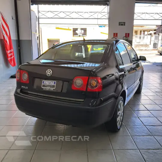Polo Sedan 1.6 Mi Total Flex 8V 4p