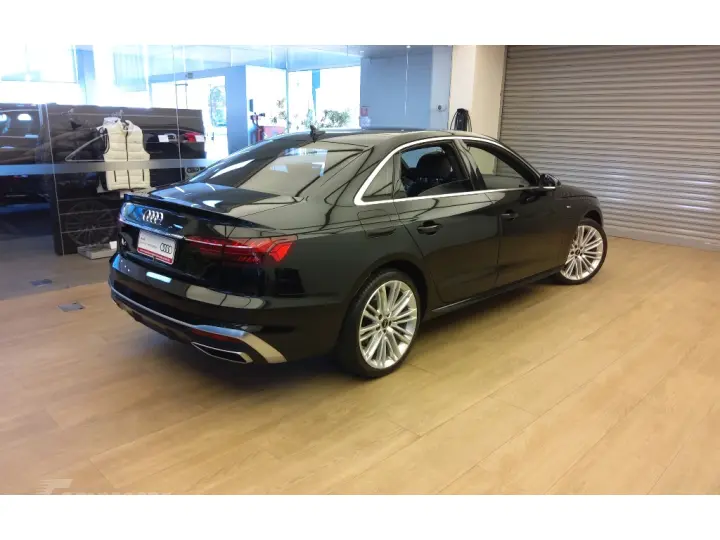 A4 2.0 TFSI MHEV S LINE S TRONIC