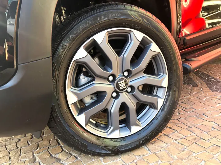 Strada 1.0 Turbo 200 Flex Ultra Cd Cvt