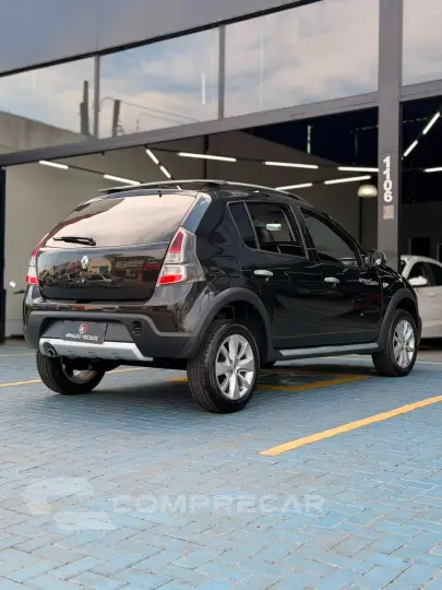 SANDERO STEPWAY Hi-Flex 1.6 16V 5p Aut.