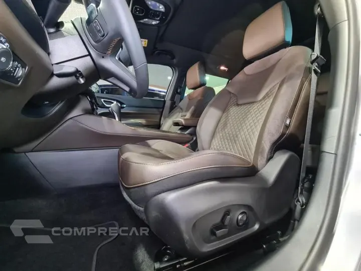 COMMANDER OVERLAND T270 1.3 TB FLEX AUT