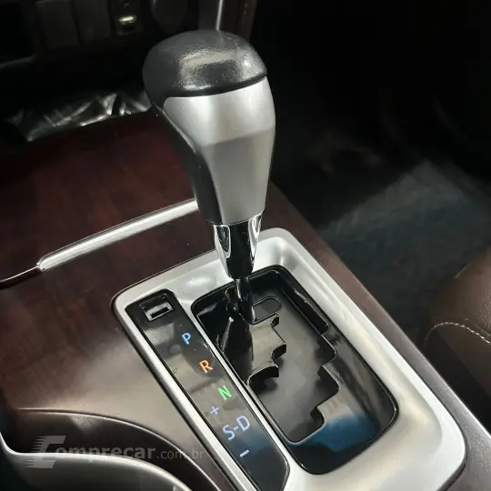 Hilux SW4 SRV 4x2 2.7 Flex 16V Aut.