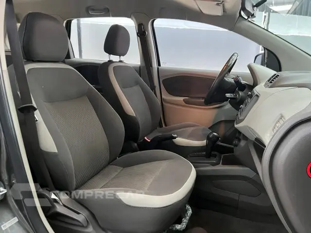 SPIN - 1.8 ADVANTAGE 8V 4P AUTOMÁTICO