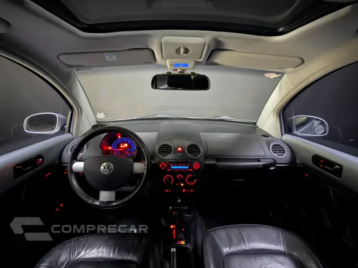 NEW BEETLE 2.0 MI 8V GASOLINA 2P AUTOMÁTICO