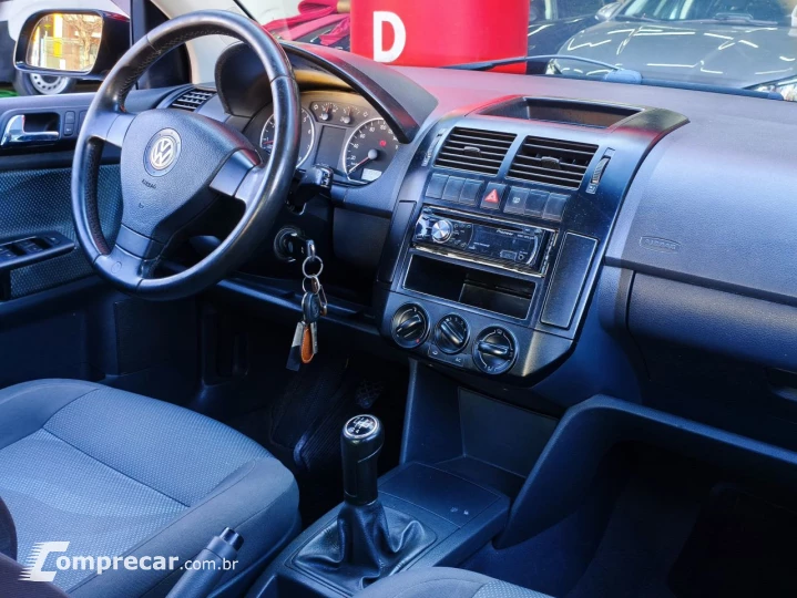 Polo Sedan 1.6 Mi Total Flex 8V 4p