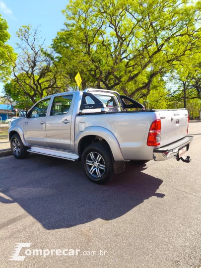 Hilux Caminhonete 2.7 16V 4P SRV FLEX CABINE DUPLA AUTOMÁTIC