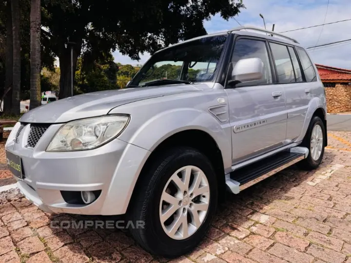 Pajero TR4 2.0/ 2.0 Flex 16V 4x4 Aut.