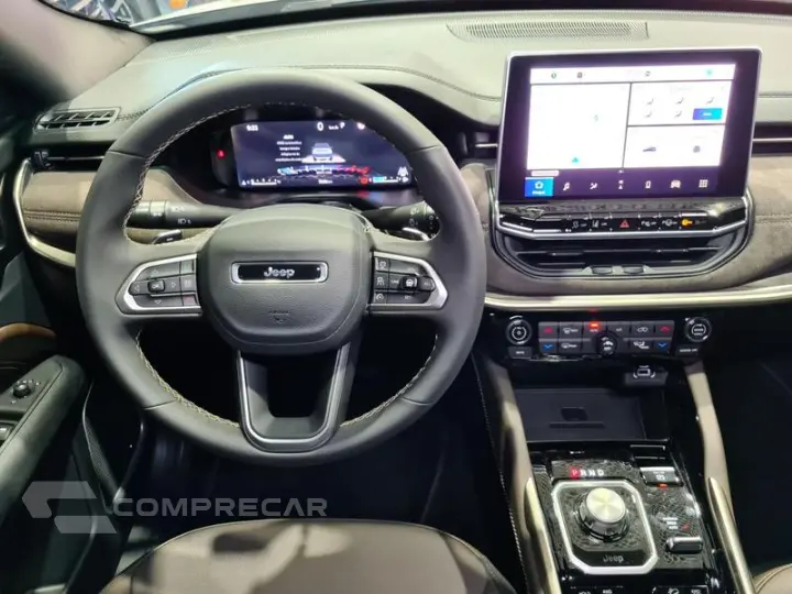 Commander Overl. 2.2 TD 4x4 Diesel Aut.