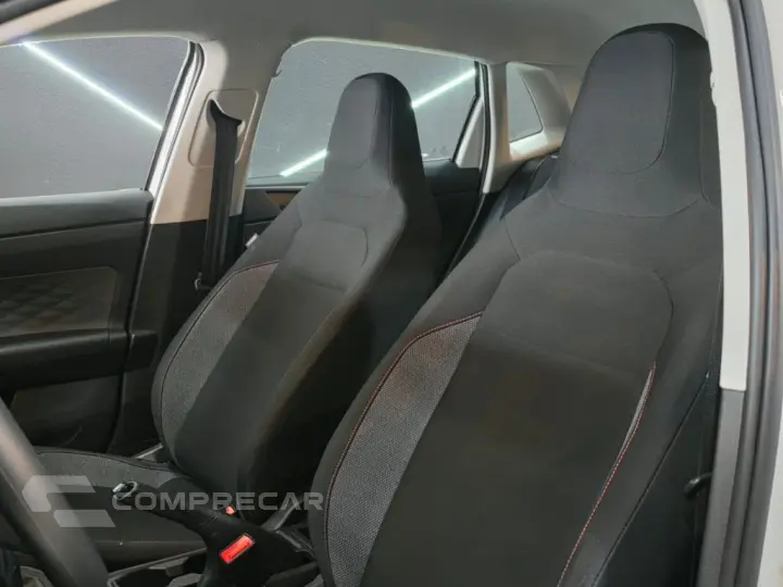 Polo Track 1.0 Flex 12V 5p