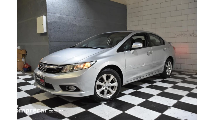 CIVIC - 1.8 EXS 16V 4P AUTOMÁTICO