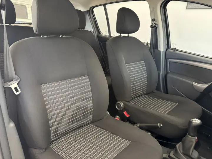 Sandero 1.6 4P FLEX EXPRESSION