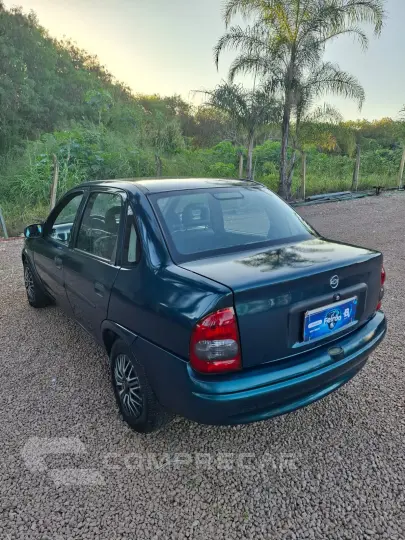 Corsa Sedan