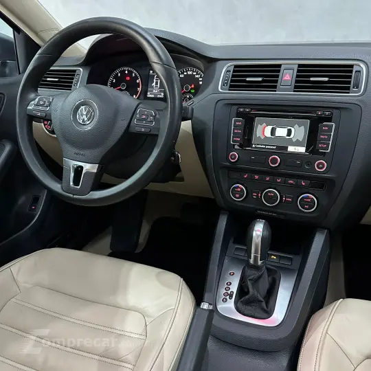 JETTA Highline 2.0 TSI 16V 4p Tiptronic